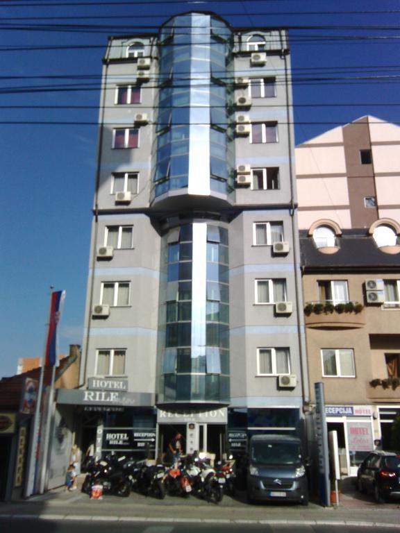 Garni Hotel Rile Men Ni المظهر الخارجي الصورة