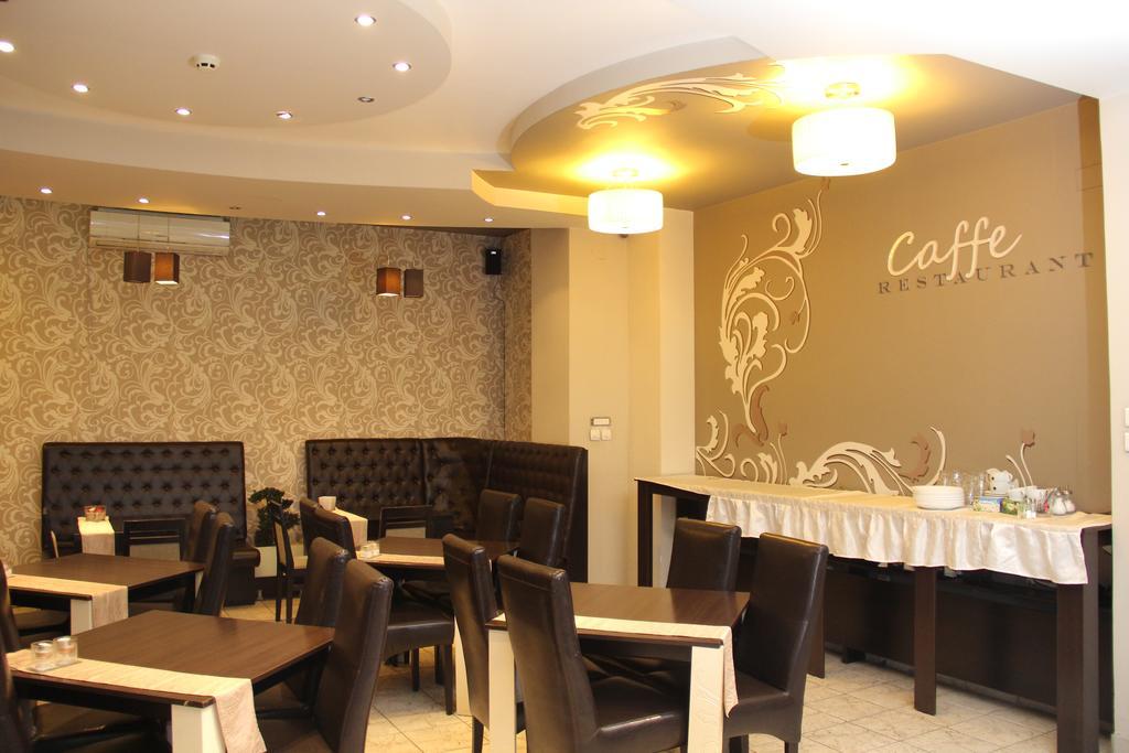 Garni Hotel Rile Men Ni المظهر الخارجي الصورة